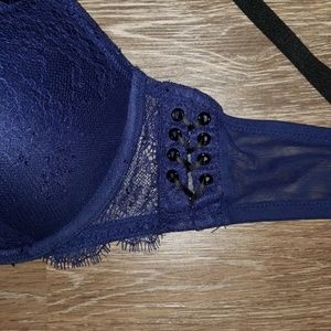 🎉2/$30 Victoria's Secret bra